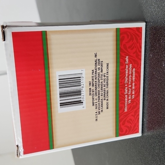 NIB Christmas Mug from Greenbrier International - Picture 3 of 6